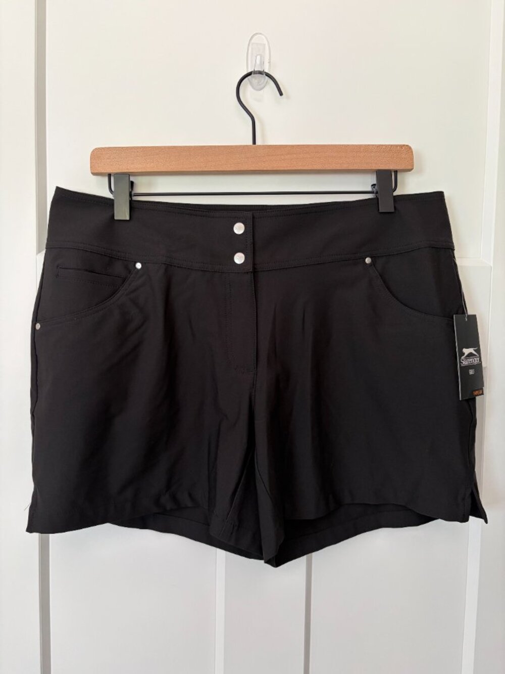 NWT Slazenger Golf Shorts Women's Size 10 Black Hydro-Dri Stretch Performance